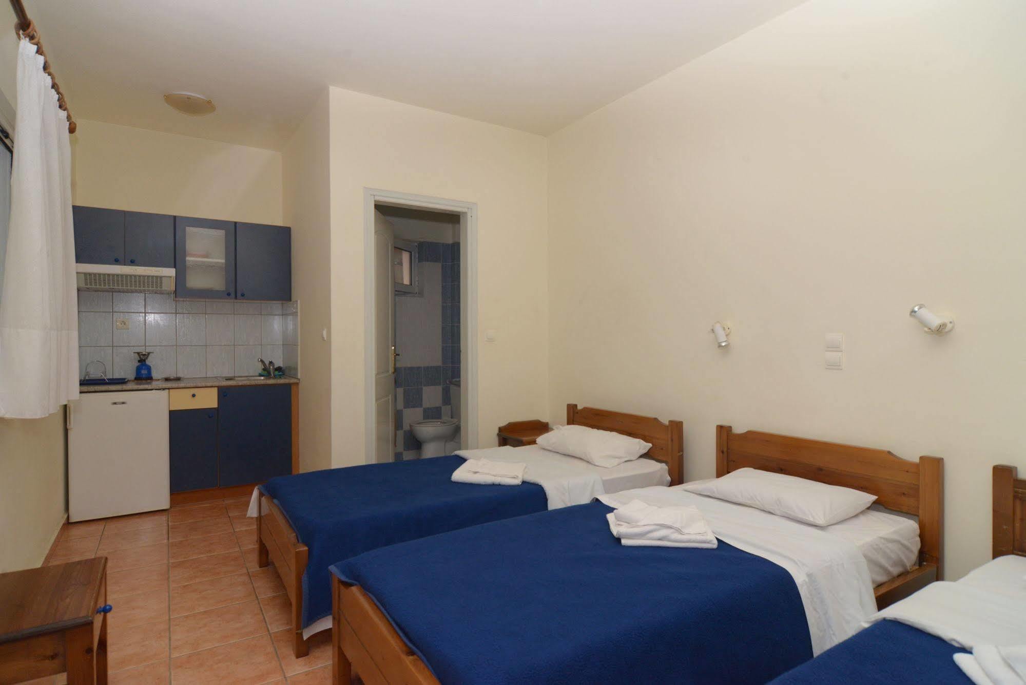 Katerina Rooms Agii Apostoloi Като-Даратсо Экстерьер фото